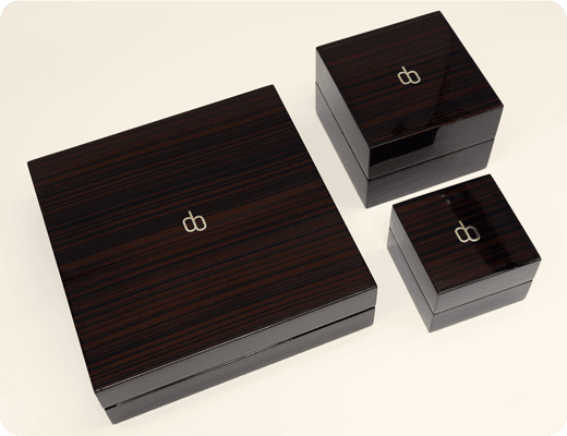Lacquered wood boxes